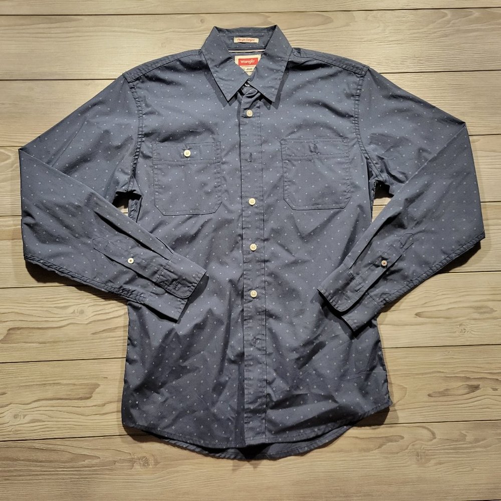 Wrangler Button Down Shirt Men's Sz S Blue Snow Pattern
